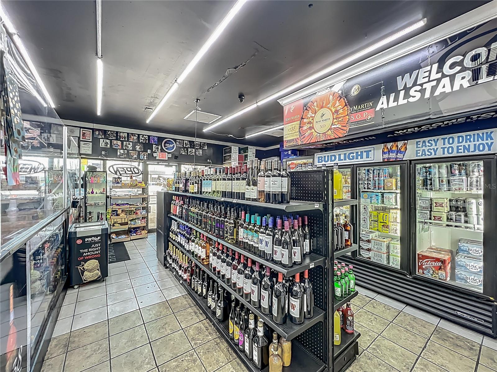 Image 14 of 43 For 4898 Edgewater Drive