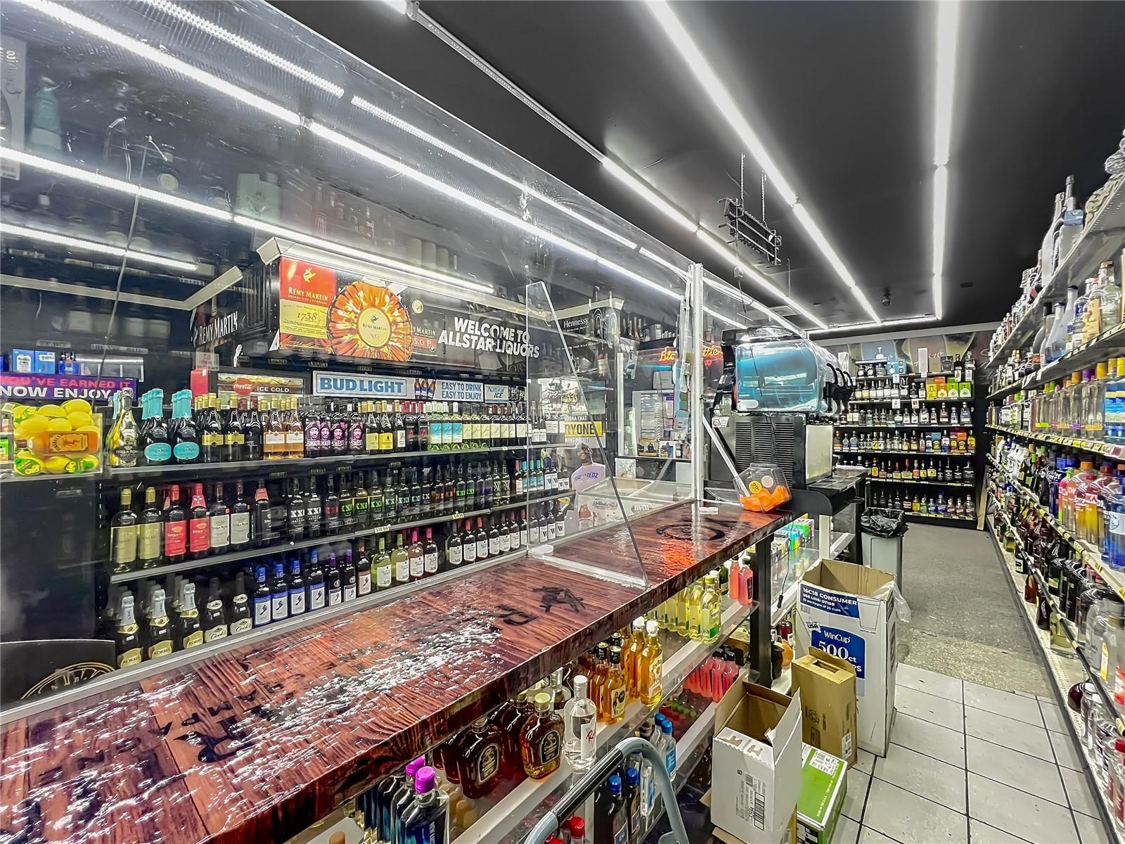 Image 26 of 43 For 4898 Edgewater Drive