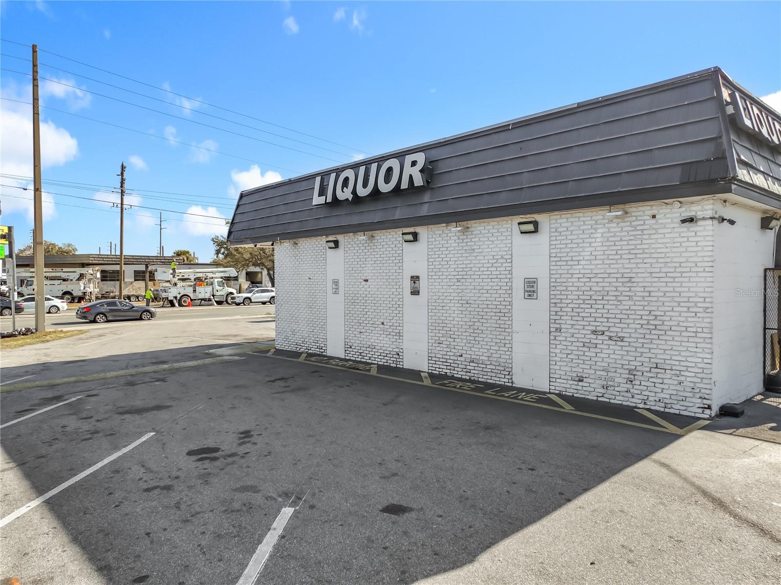 Image 38 of 43 For 4898 Edgewater Drive