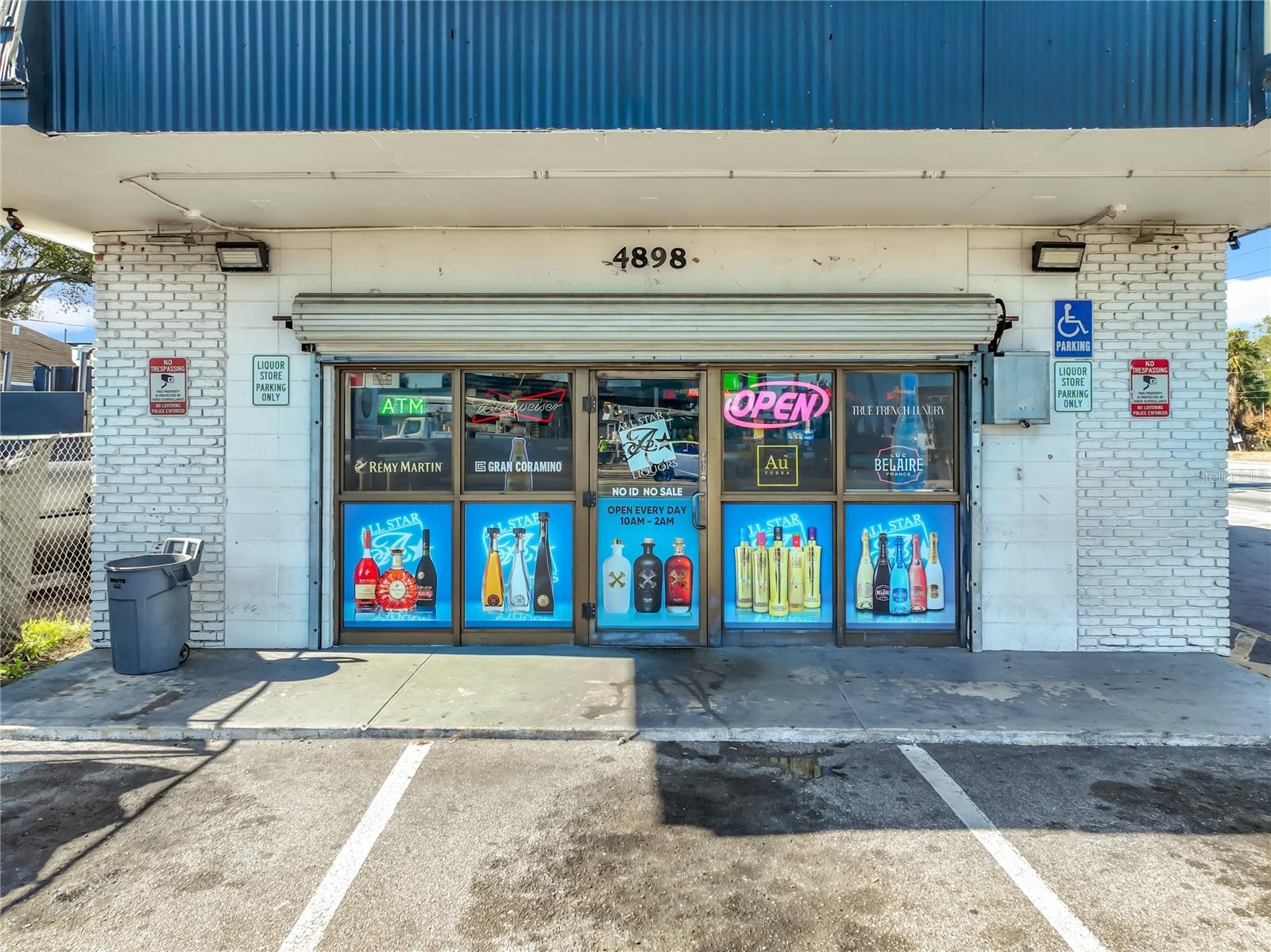 Image 4 of 43 For 4898 Edgewater Drive