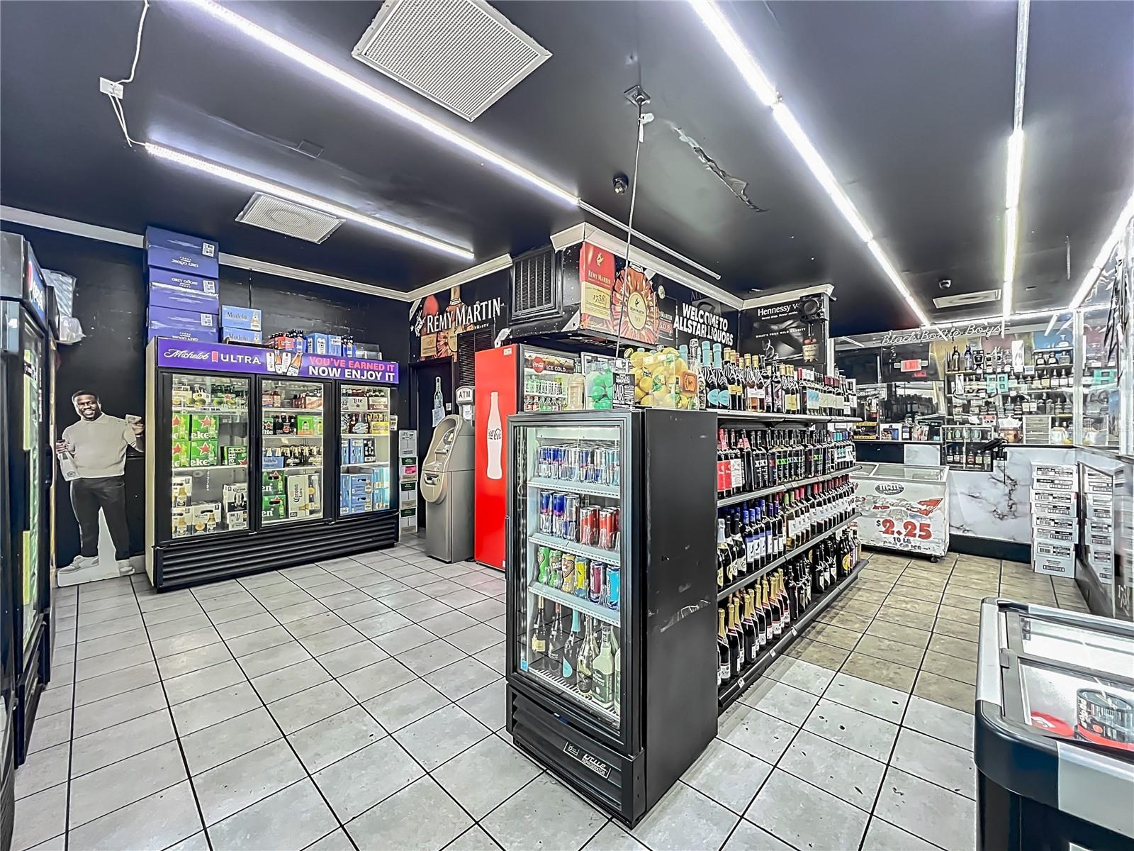 Image 5 of 43 For 4898 Edgewater Drive