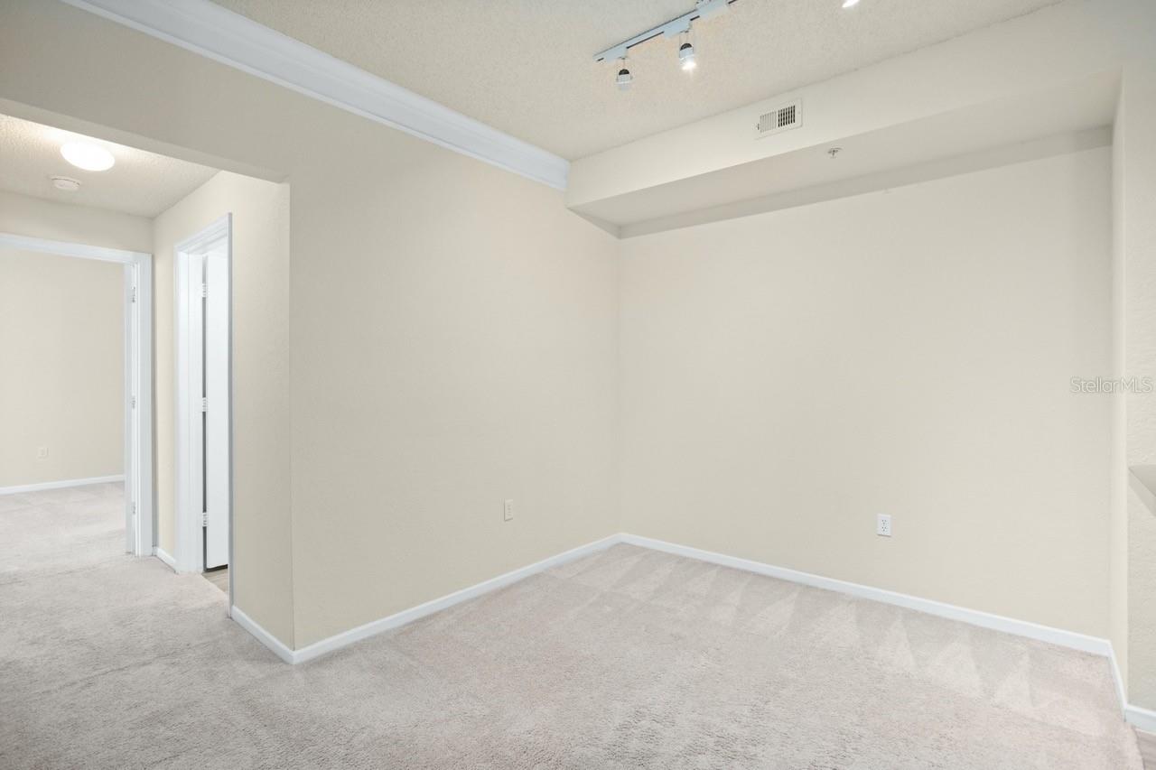 Image 10 of 28 For 13016 Plantation Park Circle 1129