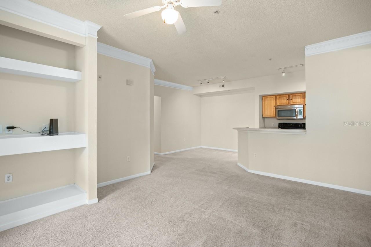 Image 7 of 28 For 13016 Plantation Park Circle 1129