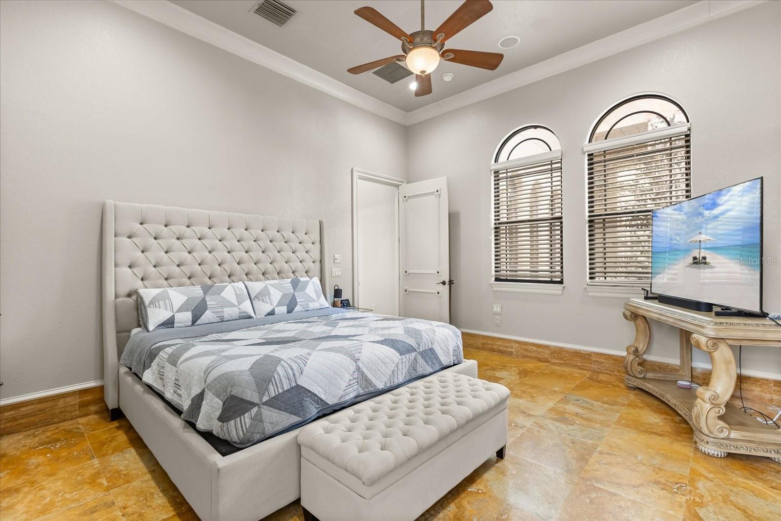 Image 54 of 89 For 3026 Porto Lago Court