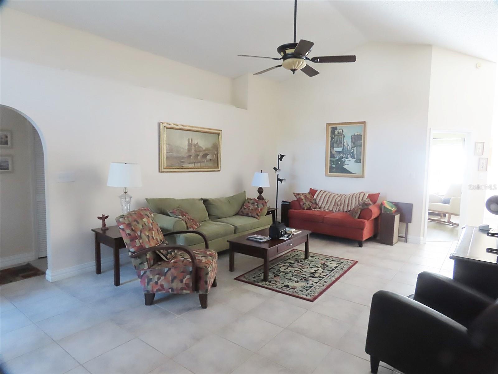 Image 3 of 21 For 1601 Boulder Creek Court