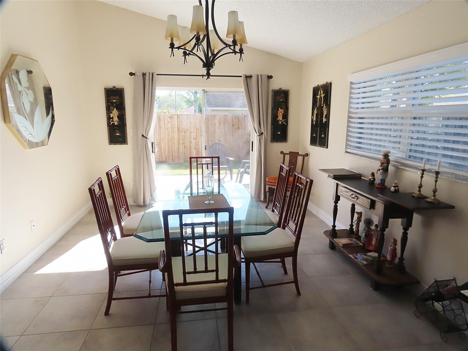 Image 6 of 21 For 1601 Boulder Creek Court