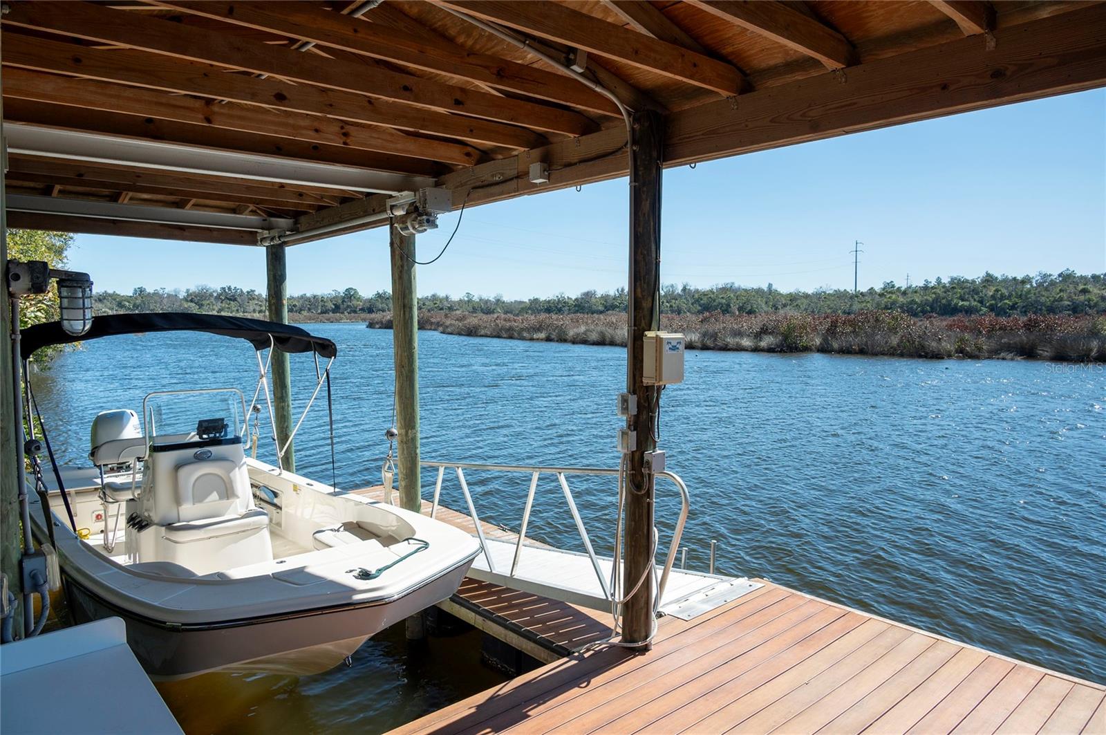 Image 13 of 49 For 825 Hewitt Drive