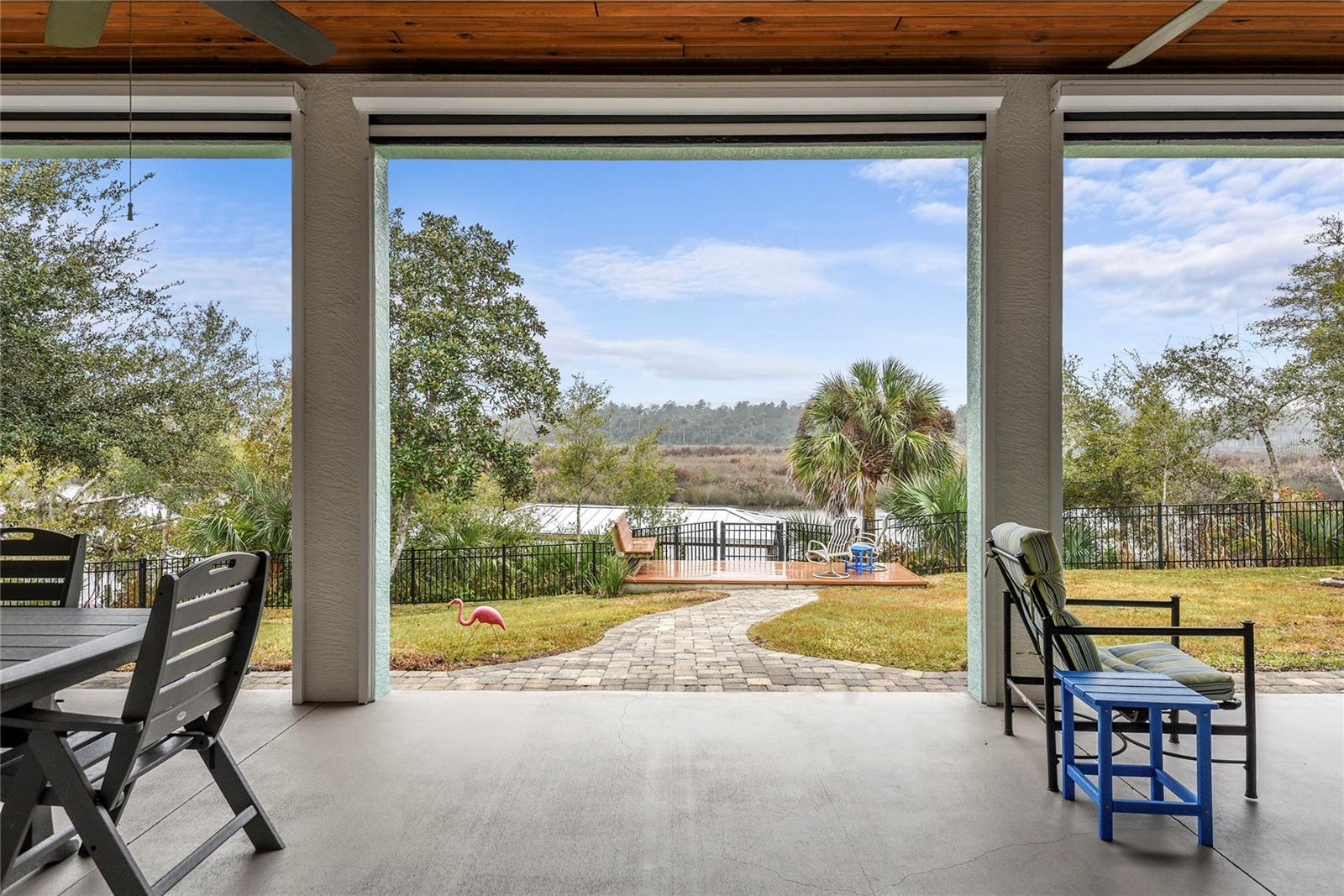 Image 26 of 49 For 825 Hewitt Drive