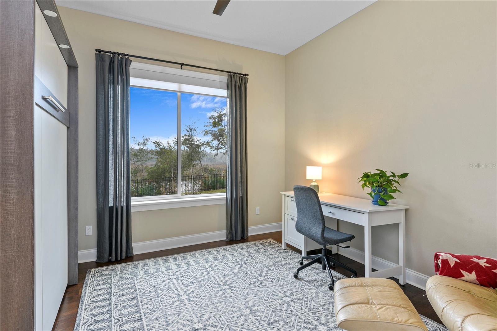 Image 38 of 49 For 825 Hewitt Drive