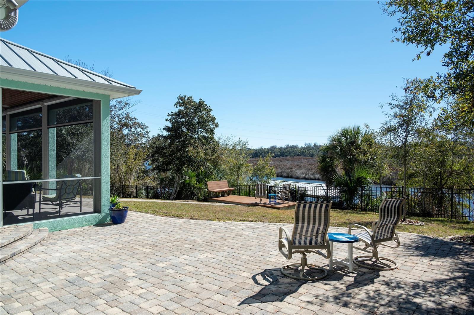 Image 45 of 49 For 825 Hewitt Drive