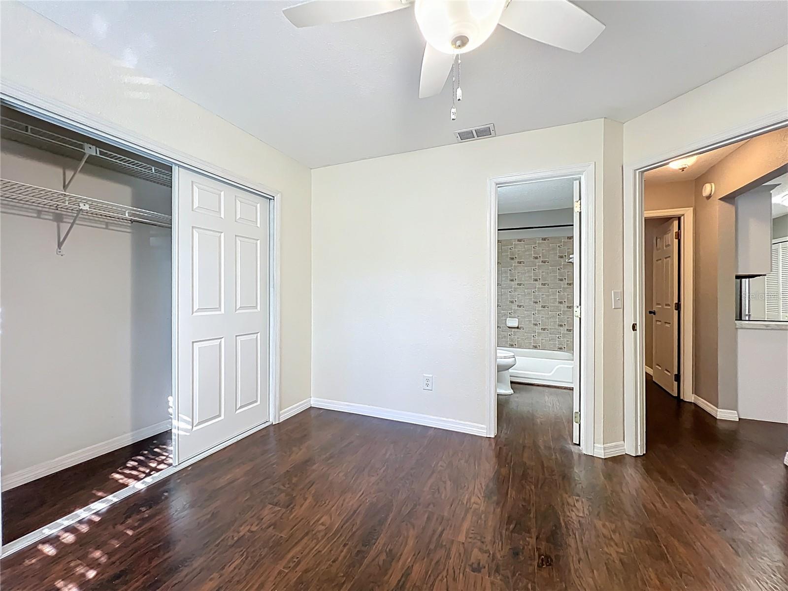 Image 12 of 24 For 1140 Exceller Court 100