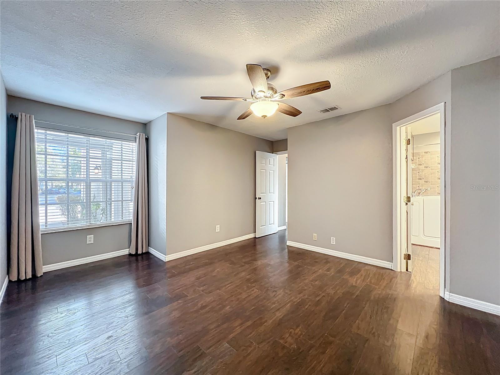 Image 16 of 24 For 1140 Exceller Court 100