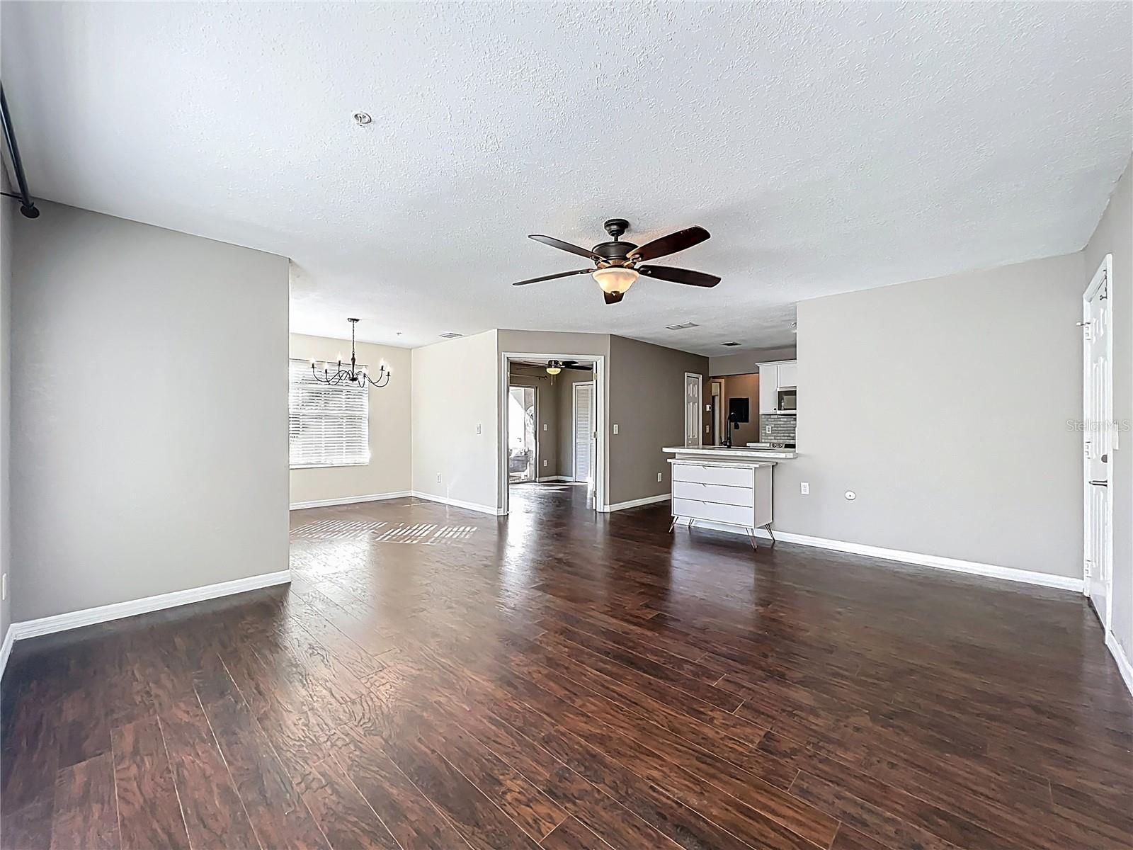 Image 5 of 24 For 1140 Exceller Court 100