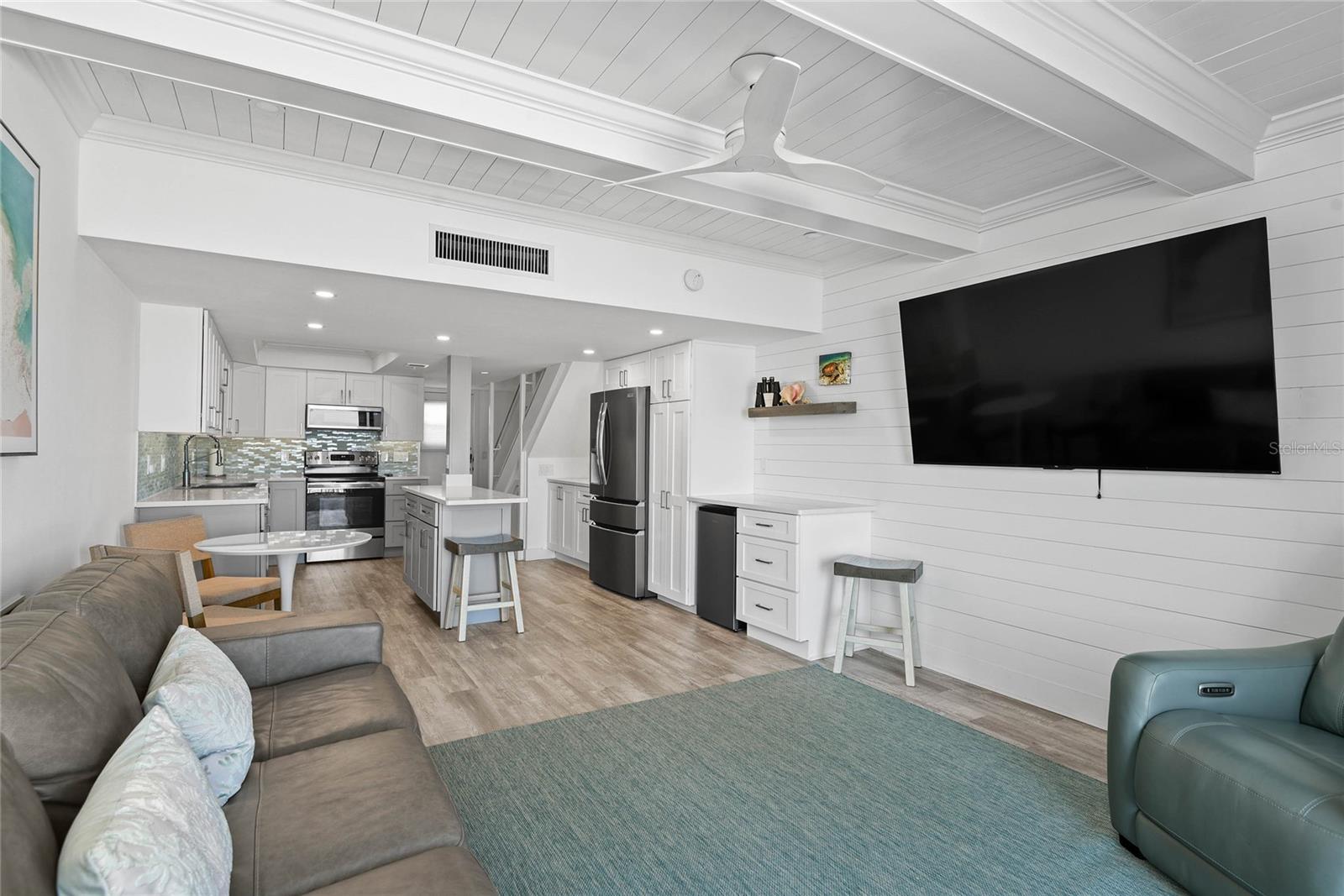 Image 12 of 44 For 4821 Saxon Drive B-213