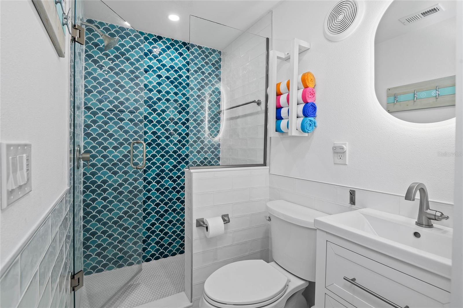 Image 19 of 44 For 4821 Saxon Drive B-213