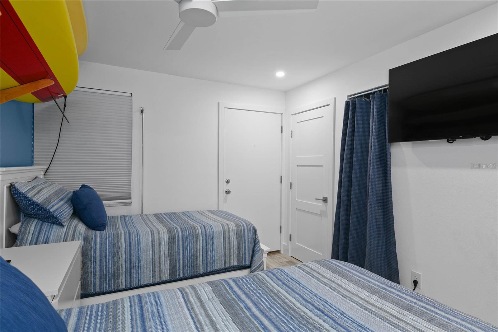 Image 33 of 44 For 4821 Saxon Drive B-213