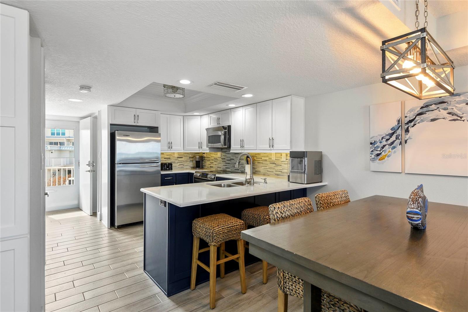 Image 11 of 34 For 4841 Saxon Drive B-216