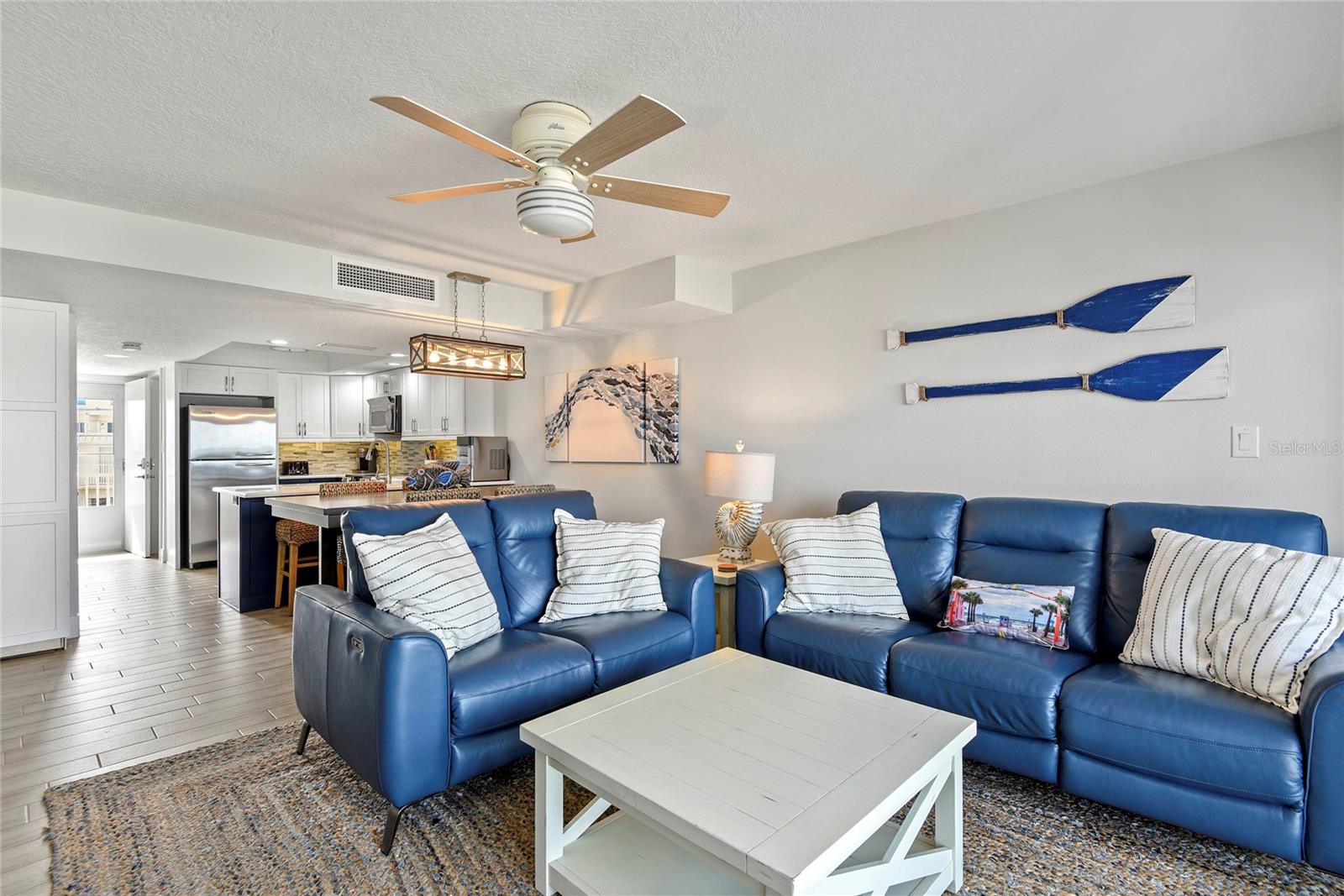 Image 18 of 34 For 4841 Saxon Drive B-216