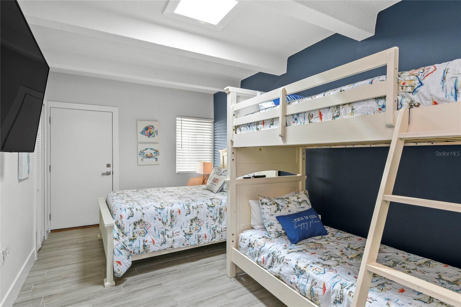 Image 28 of 34 For 4841 Saxon Drive B-216