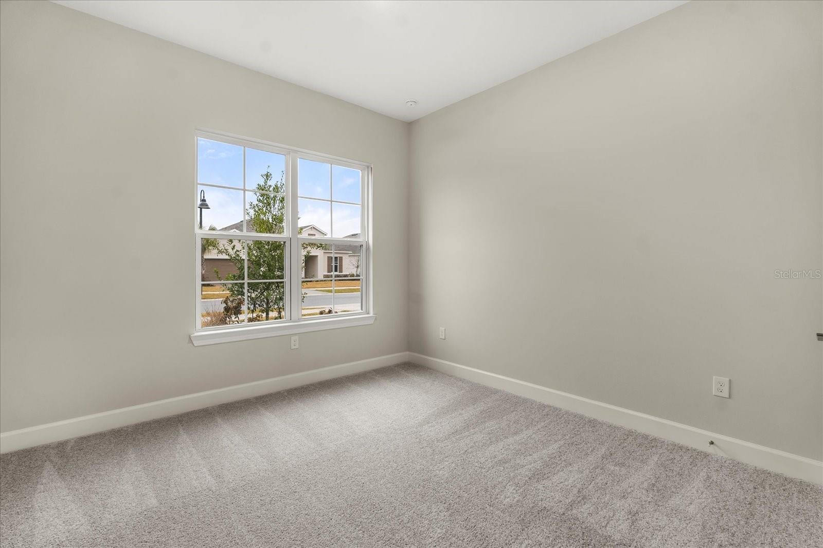 Image 13 of 37 For 5682 Nevis Terrace