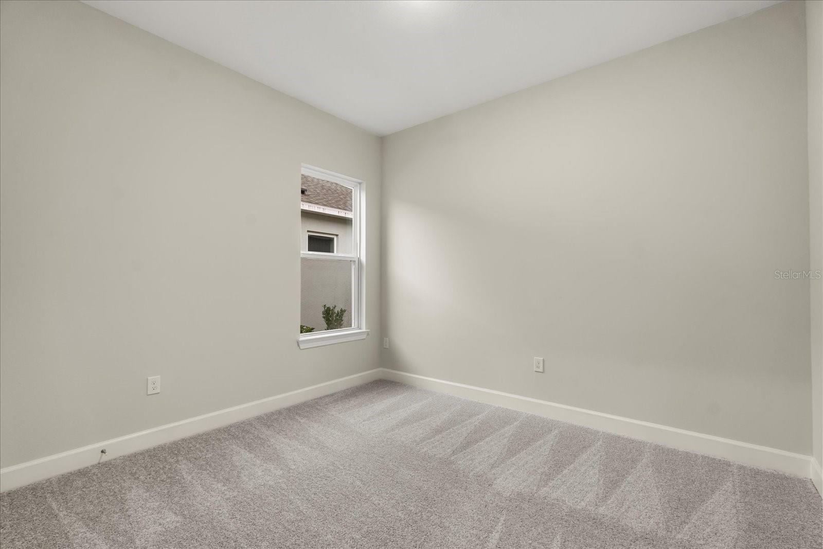 Image 16 of 37 For 5682 Nevis Terrace