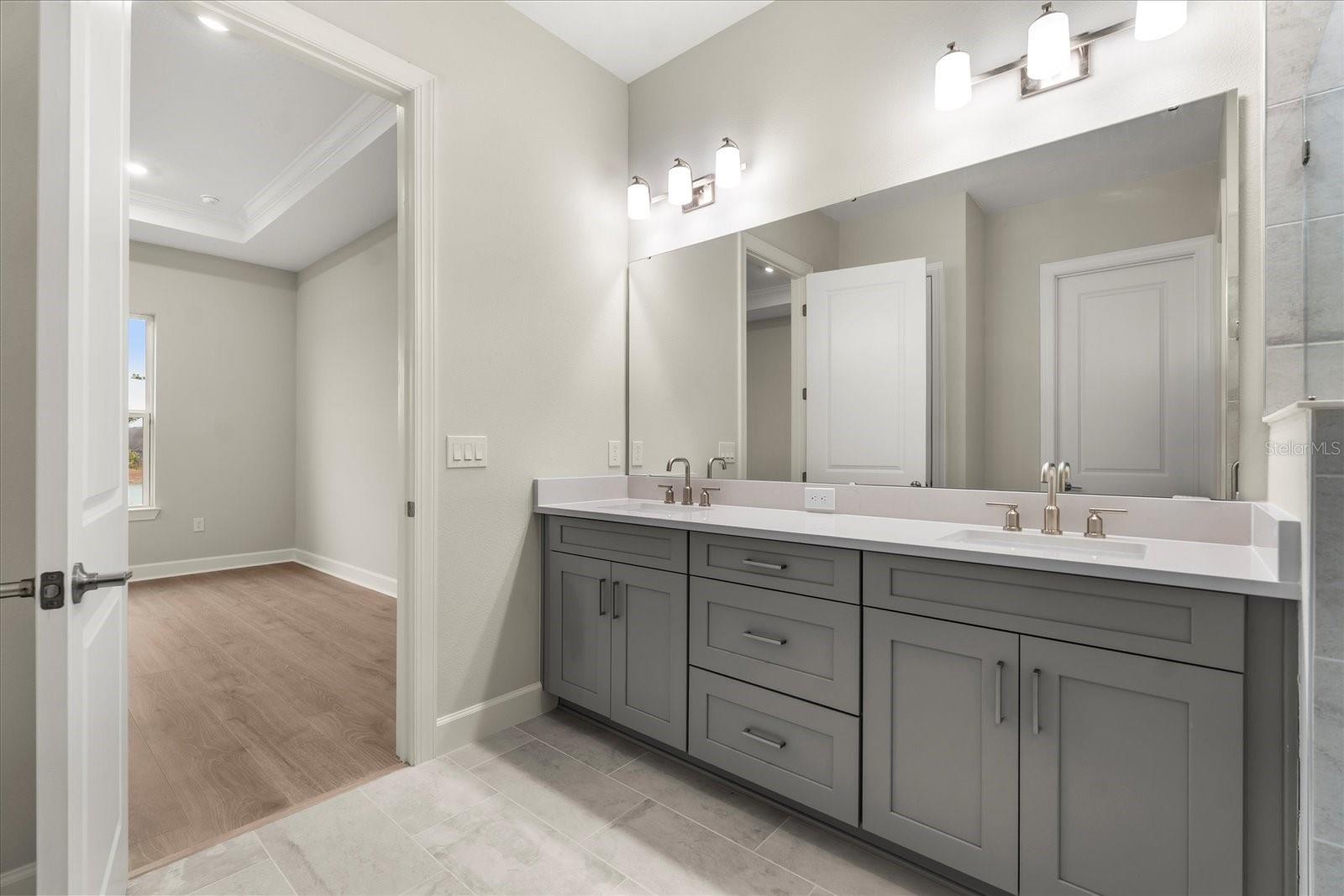 Image 22 of 37 For 5682 Nevis Terrace