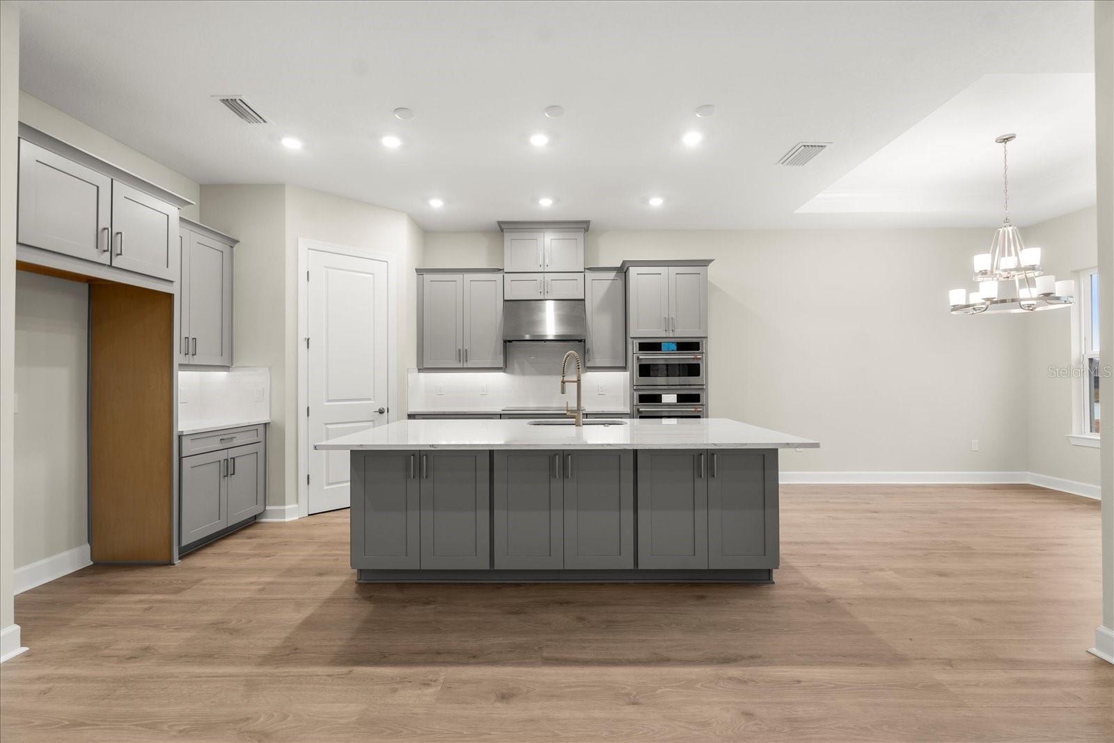 Image 5 of 37 For 5682 Nevis Terrace