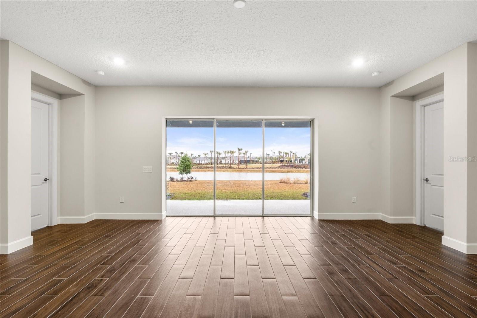 Image 14 of 32 For 5683 Nevis Terrace