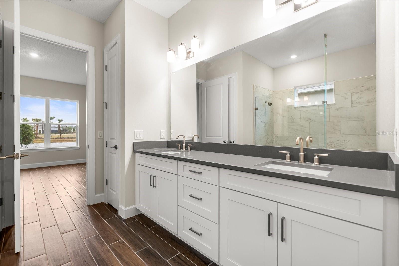 Image 4 of 32 For 5683 Nevis Terrace