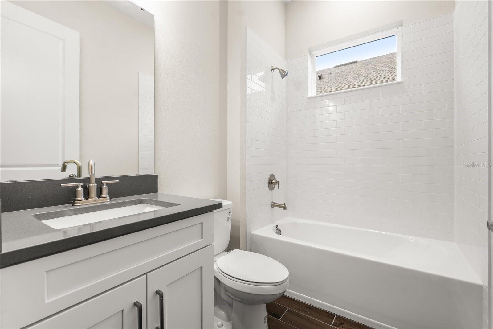 Image 5 of 32 For 5683 Nevis Terrace