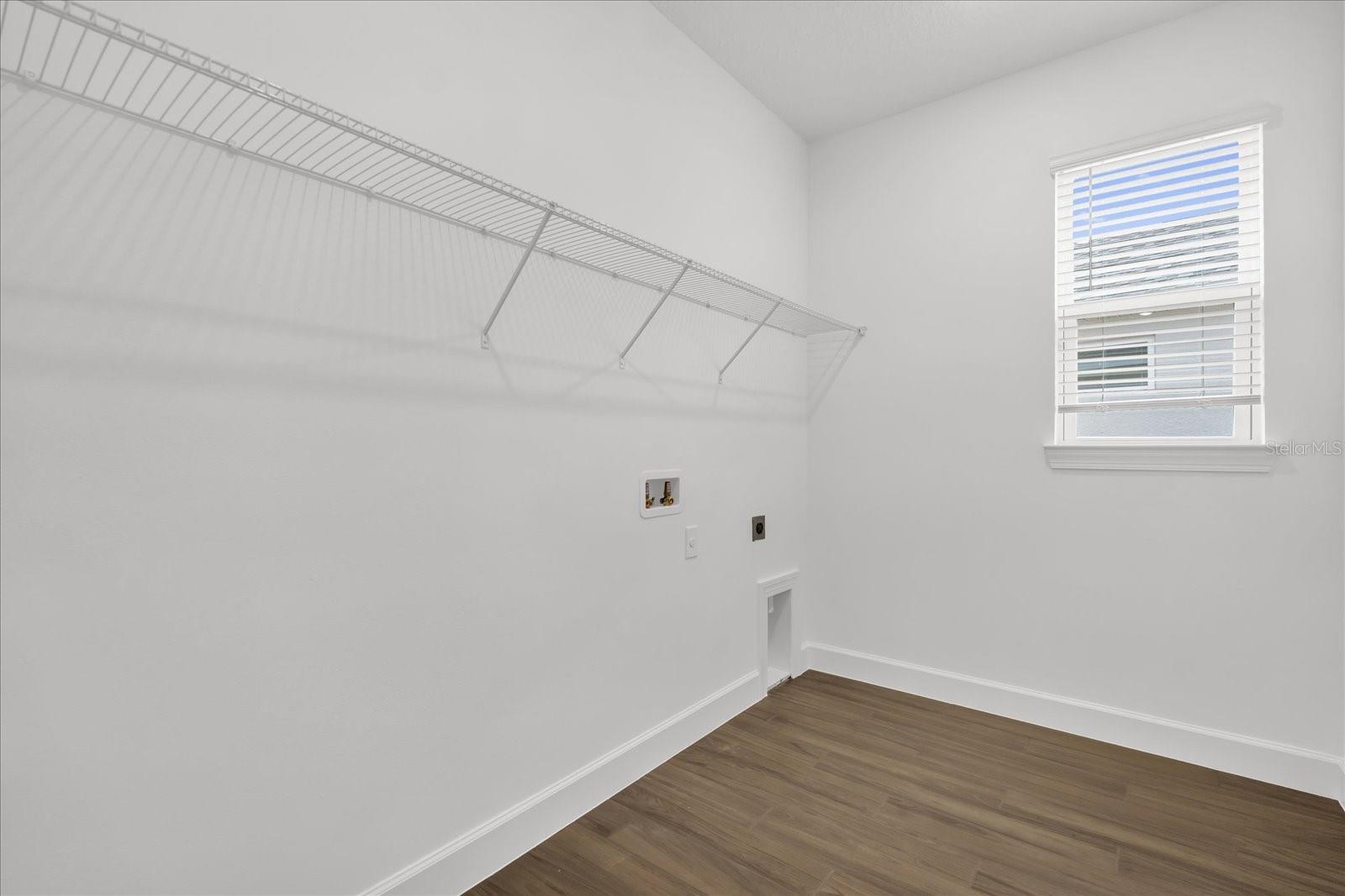 Image 17 of 25 For 4246 Barbuda Lane