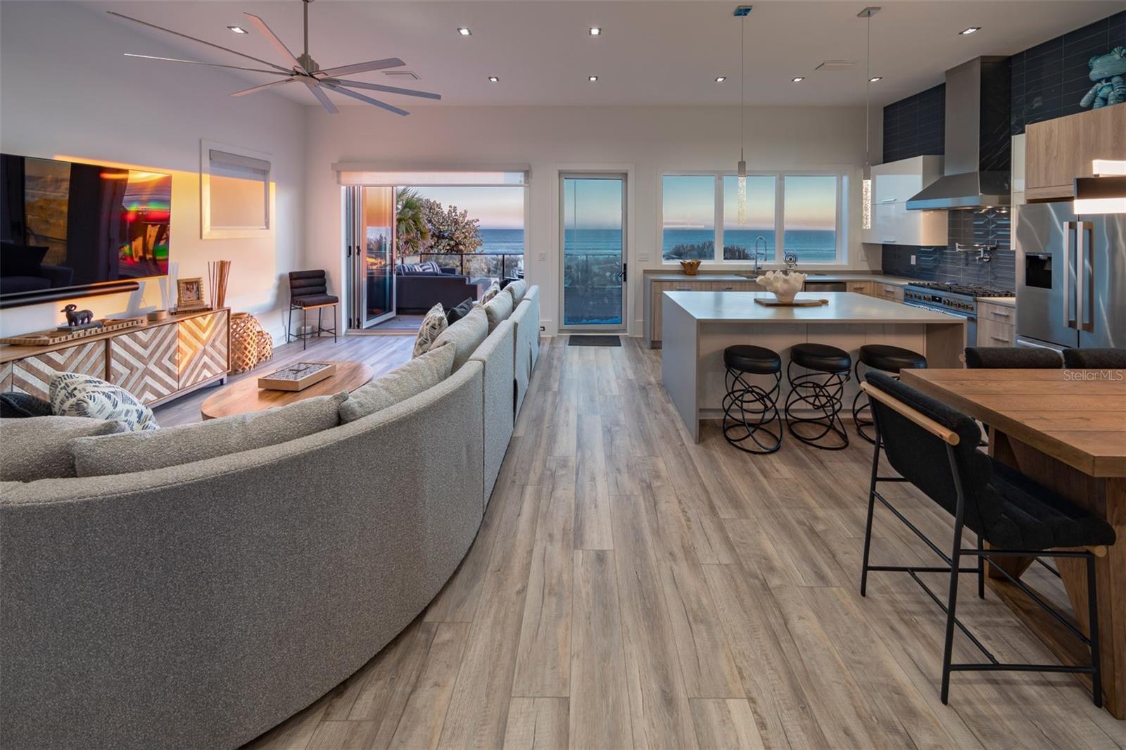 Image 20 of 85 For 6480 Atlantic Avenue