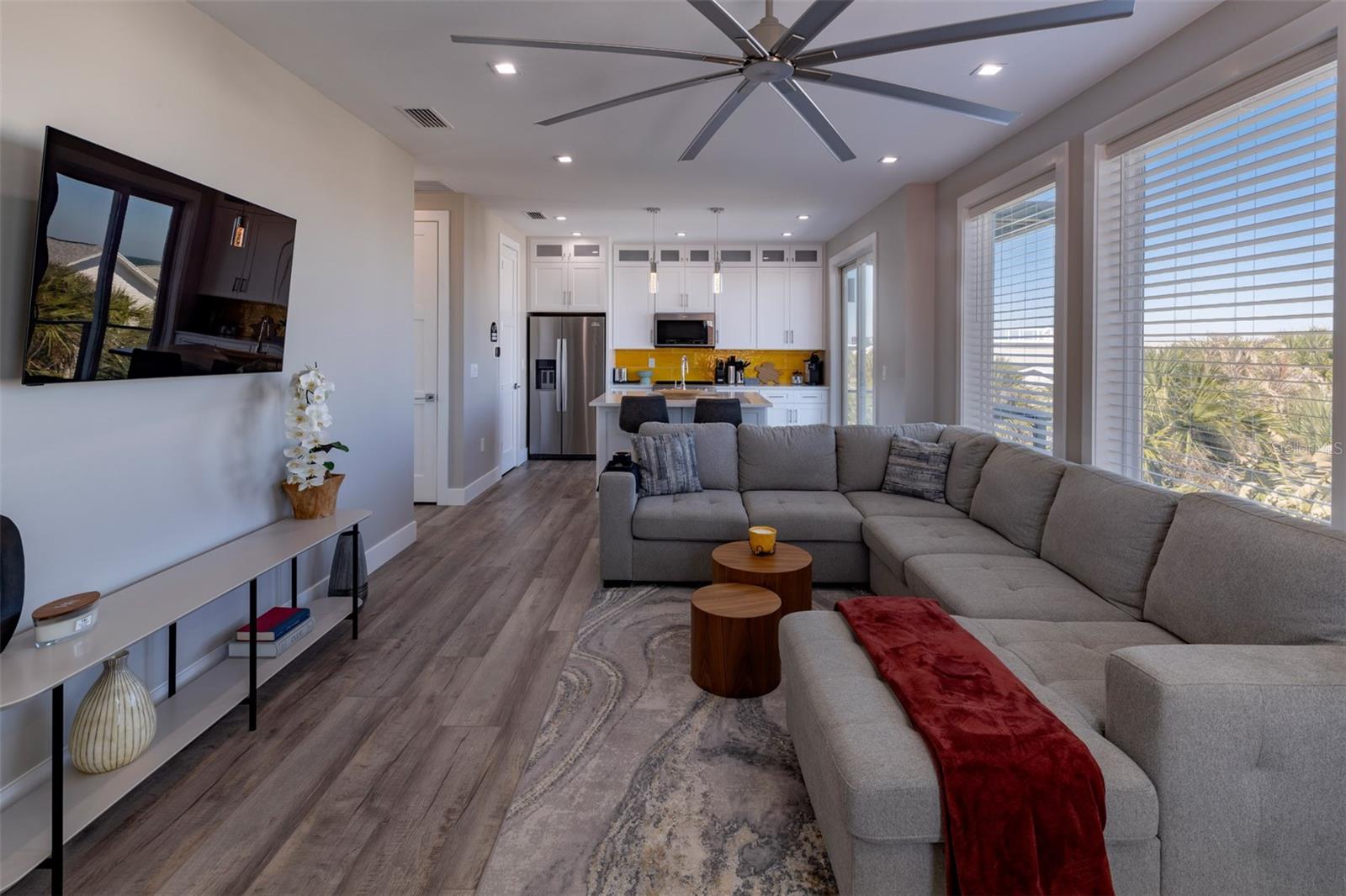 Image 69 of 85 For 6480 Atlantic Avenue