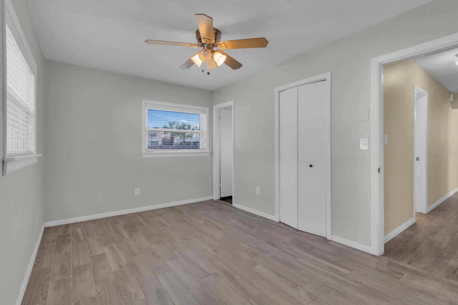 Image 13 of 29 For 515 Altaloma Avenue