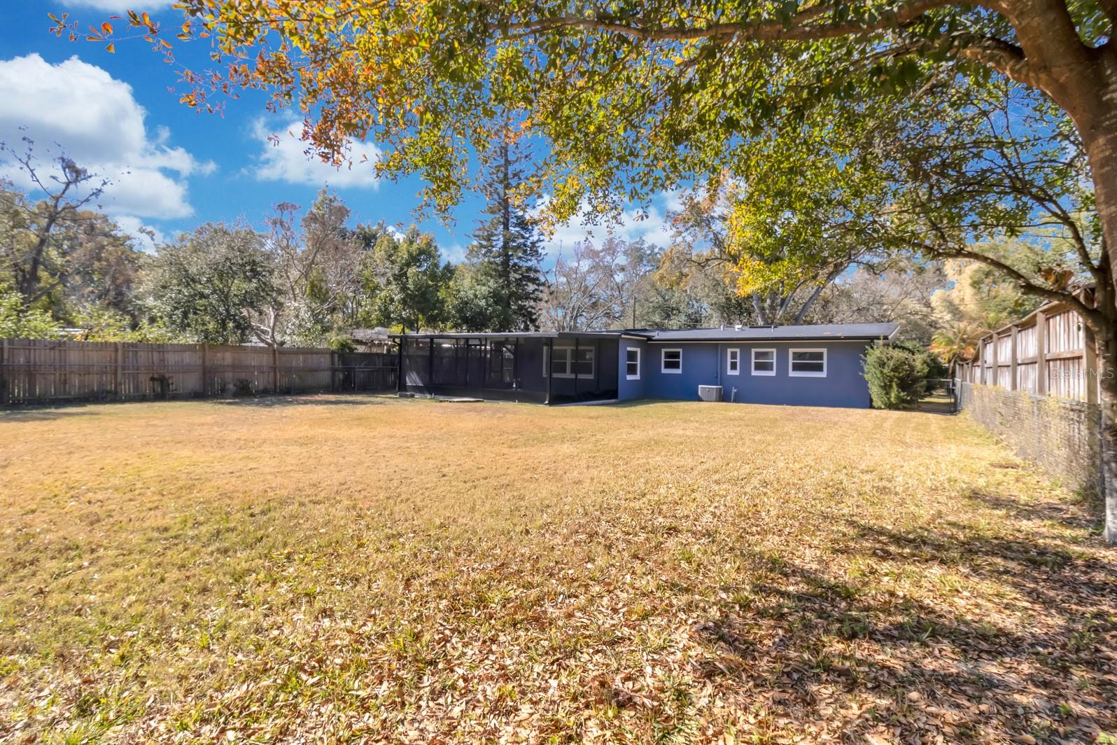 Image 26 of 29 For 515 Altaloma Avenue