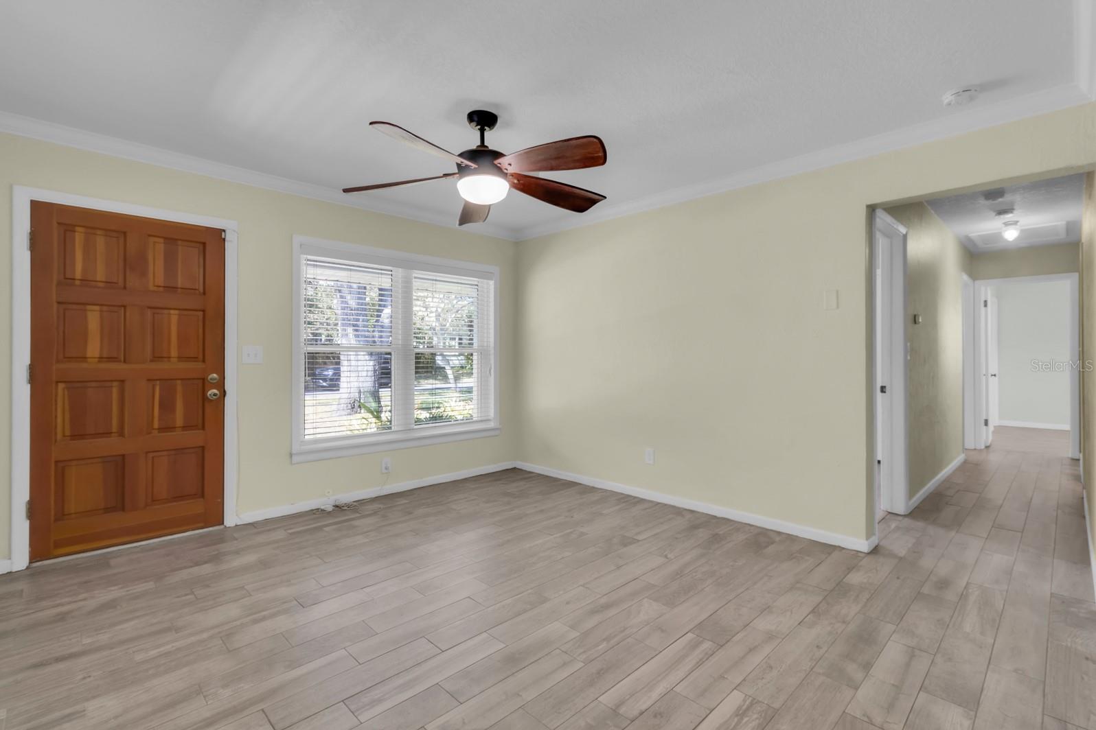 Image 8 of 29 For 515 Altaloma Avenue