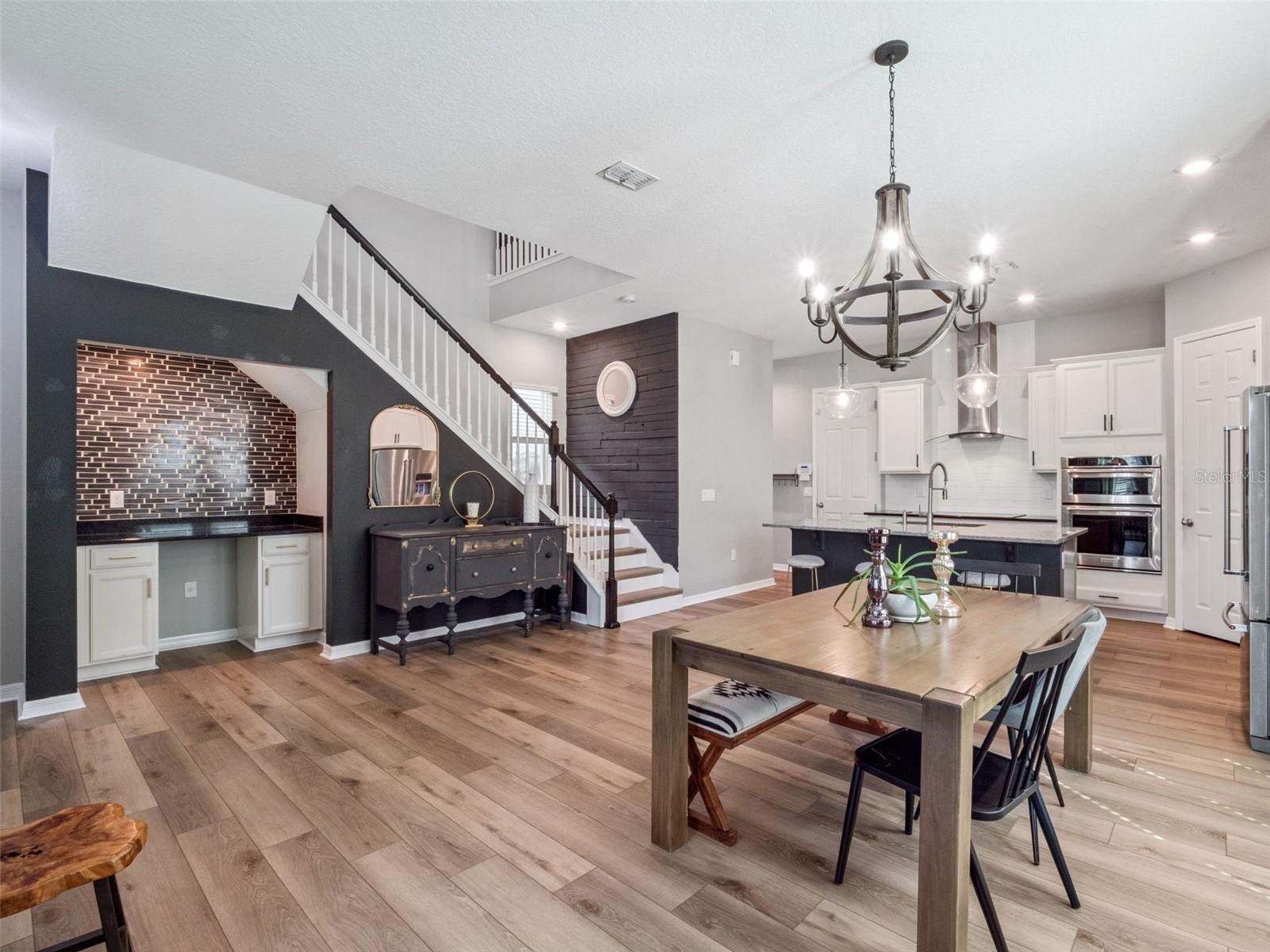 Image 15 of 59 For 2259 White Feather Loop