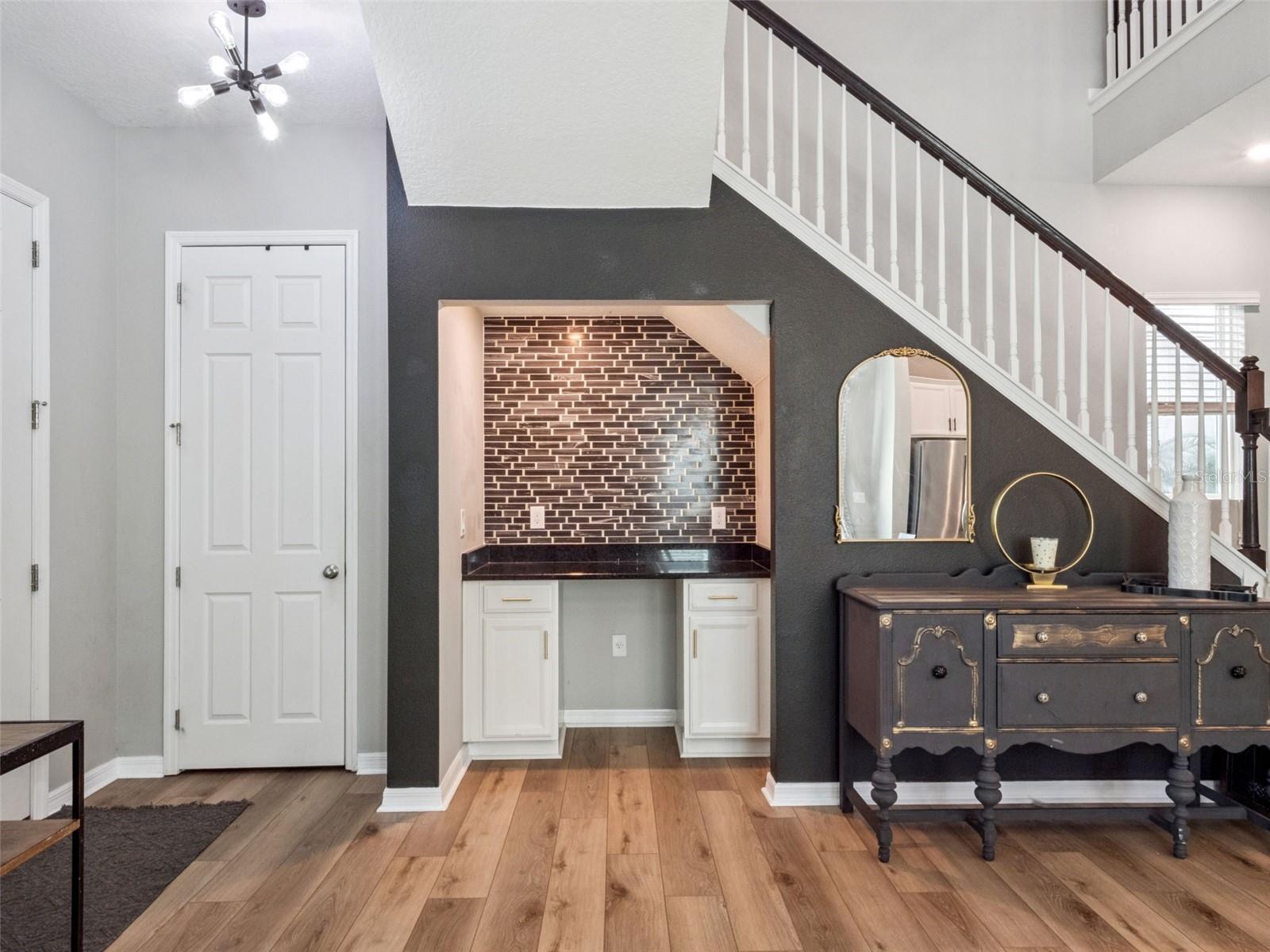 Image 16 of 59 For 2259 White Feather Loop