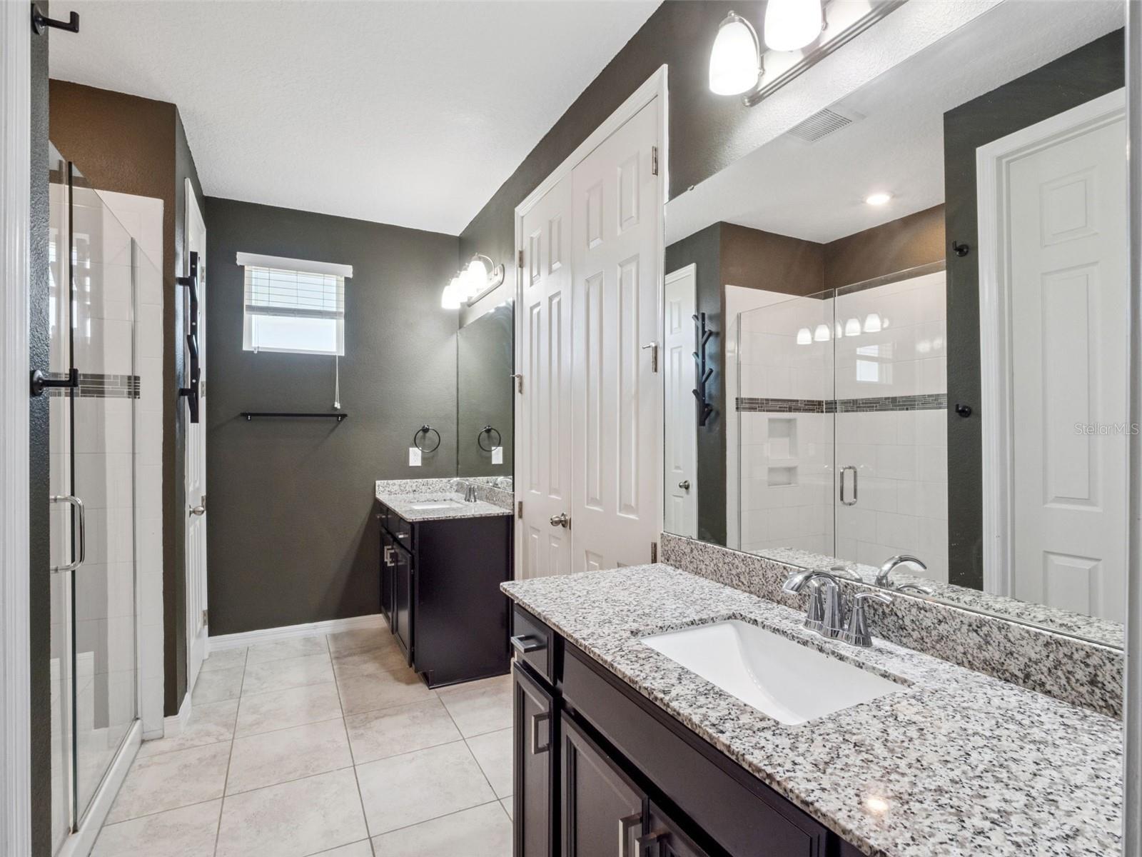 Image 28 of 59 For 2259 White Feather Loop