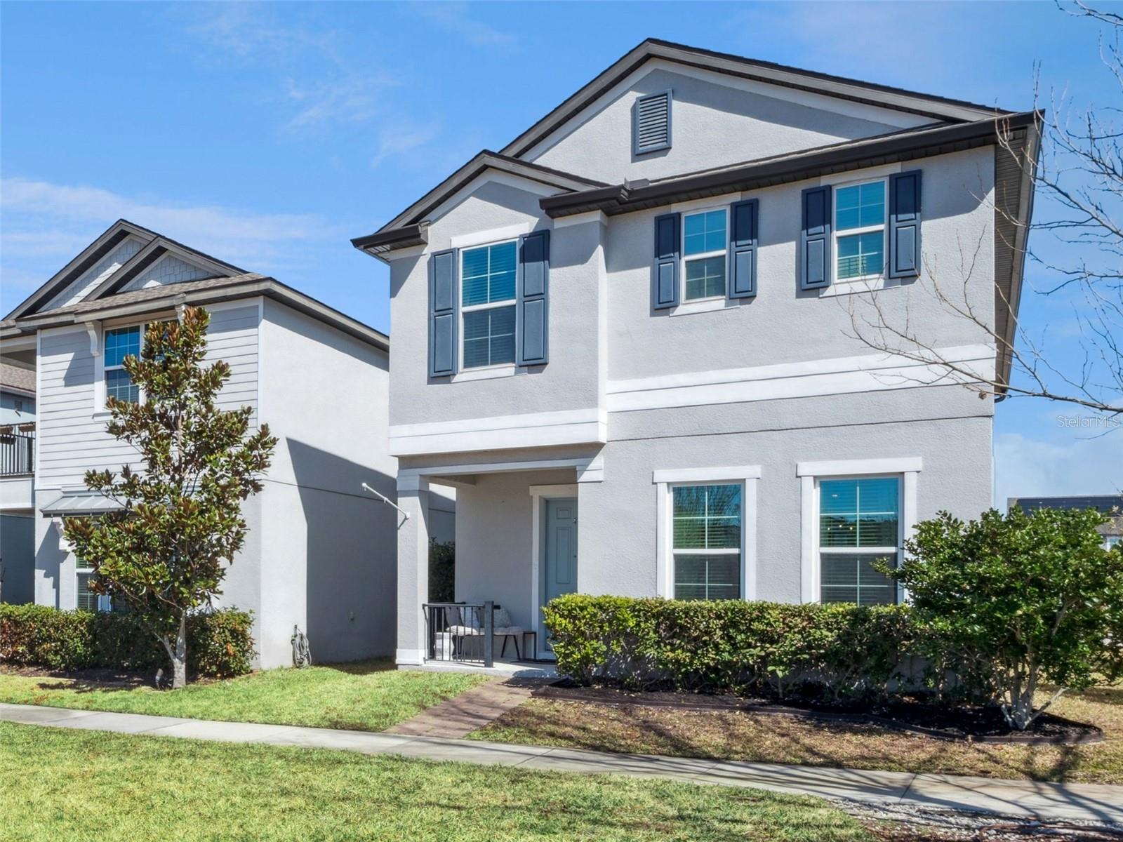 Image 3 of 59 For 2259 White Feather Loop