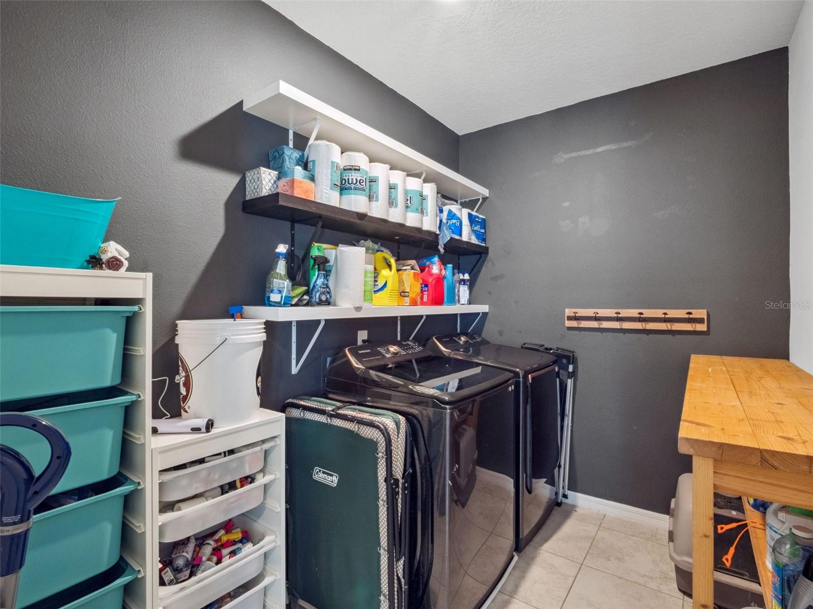 Image 34 of 59 For 2259 White Feather Loop