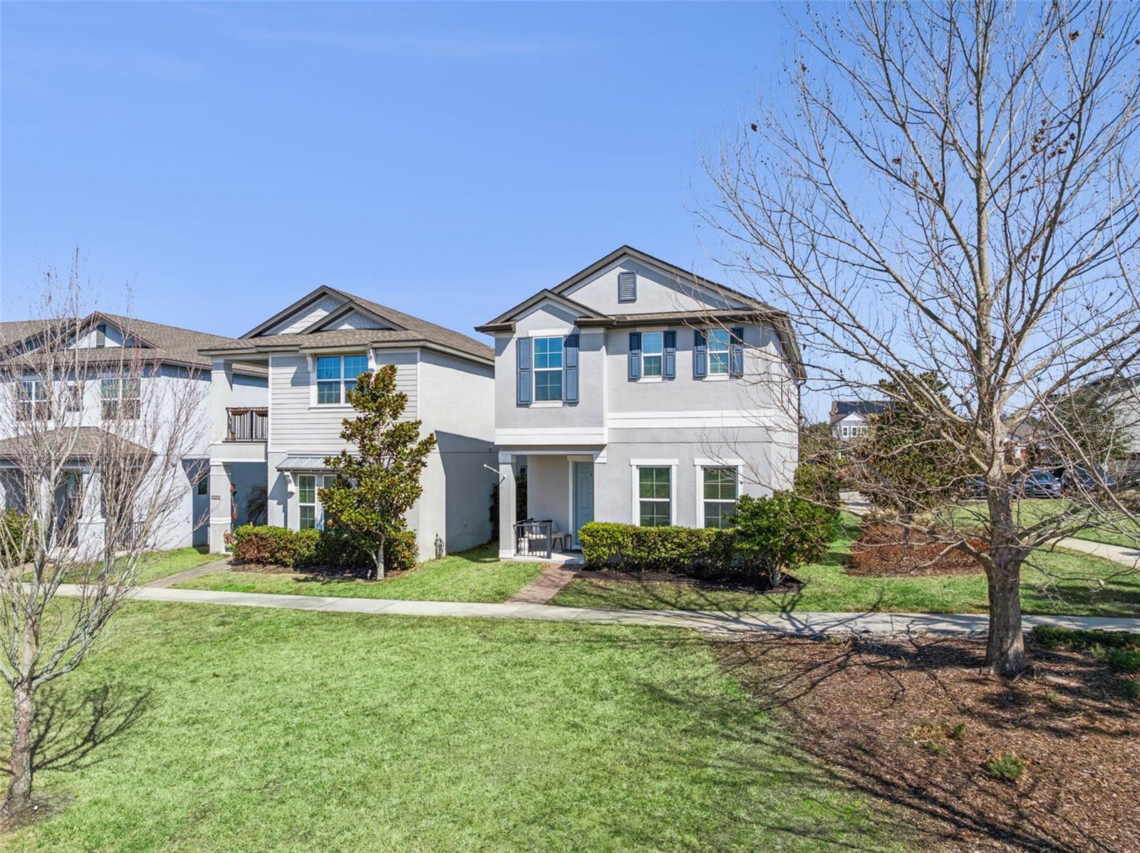 Image 5 of 59 For 2259 White Feather Loop