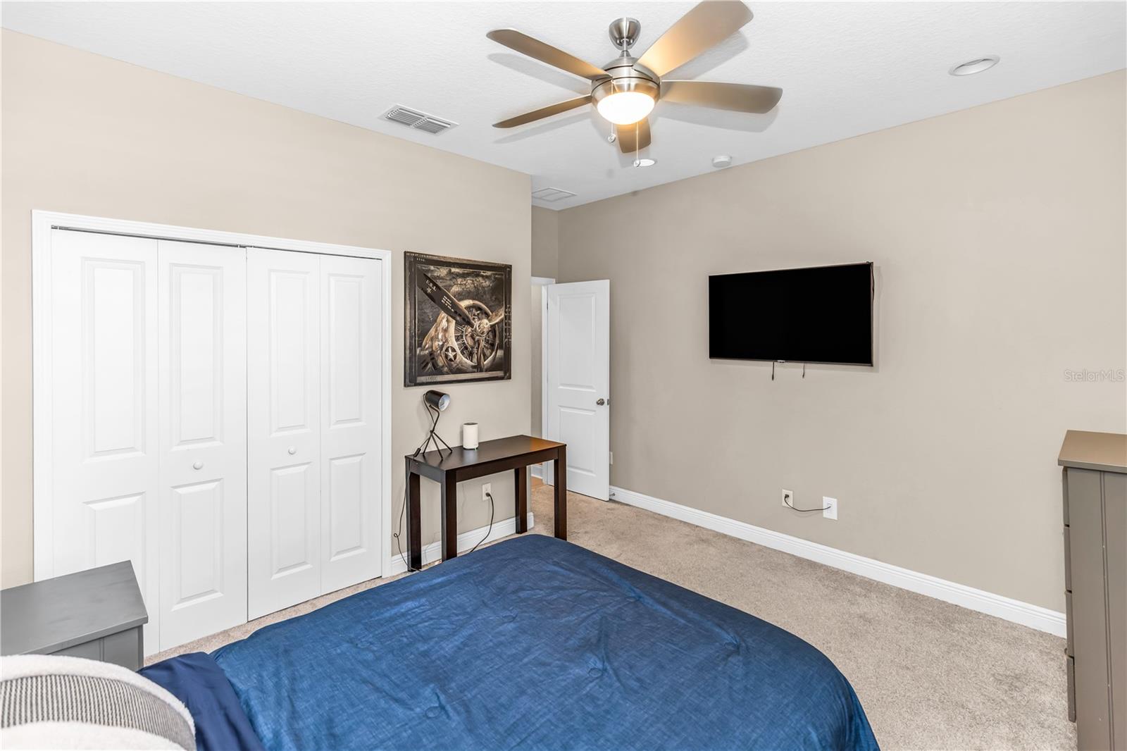 Listing photo id 16 for 836 Terrapin Drive