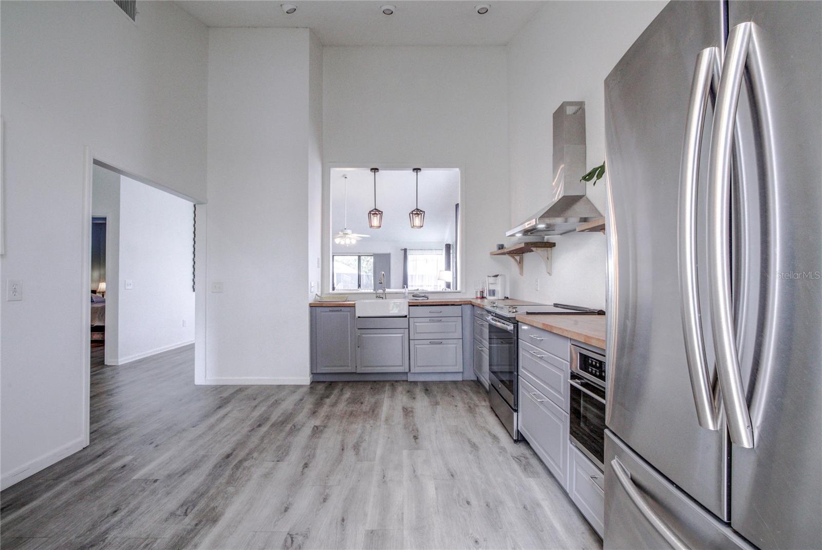 Image 11 of 37 For 2925 Rivers Edge Boulevard 2925