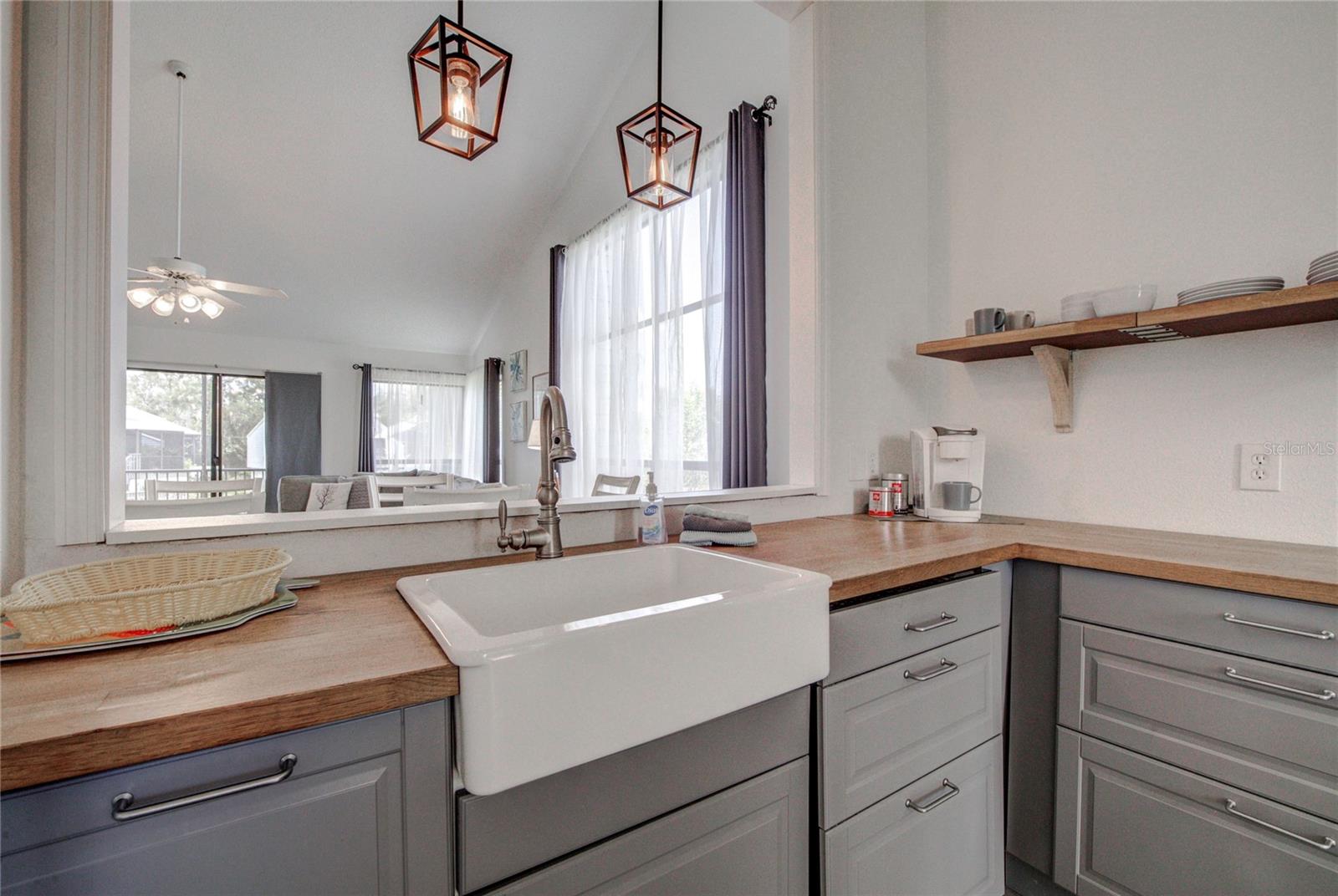 Image 13 of 37 For 2925 Rivers Edge Boulevard 2925