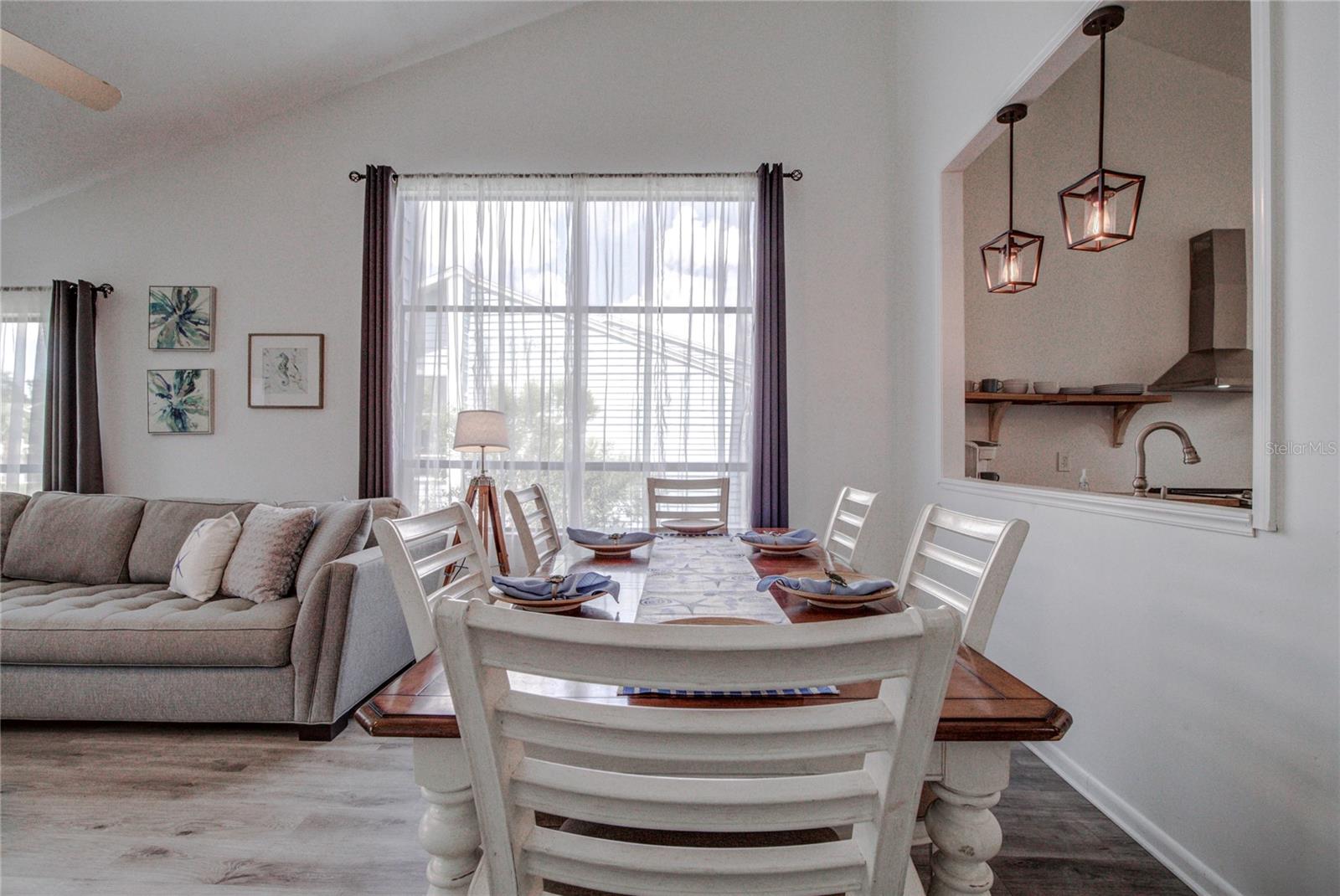 Image 7 of 37 For 2925 Rivers Edge Boulevard 2925