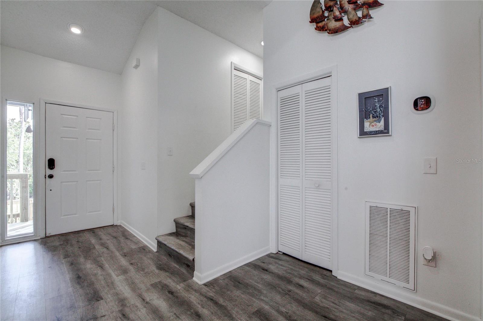 Image 8 of 37 For 2925 Rivers Edge Boulevard 2925