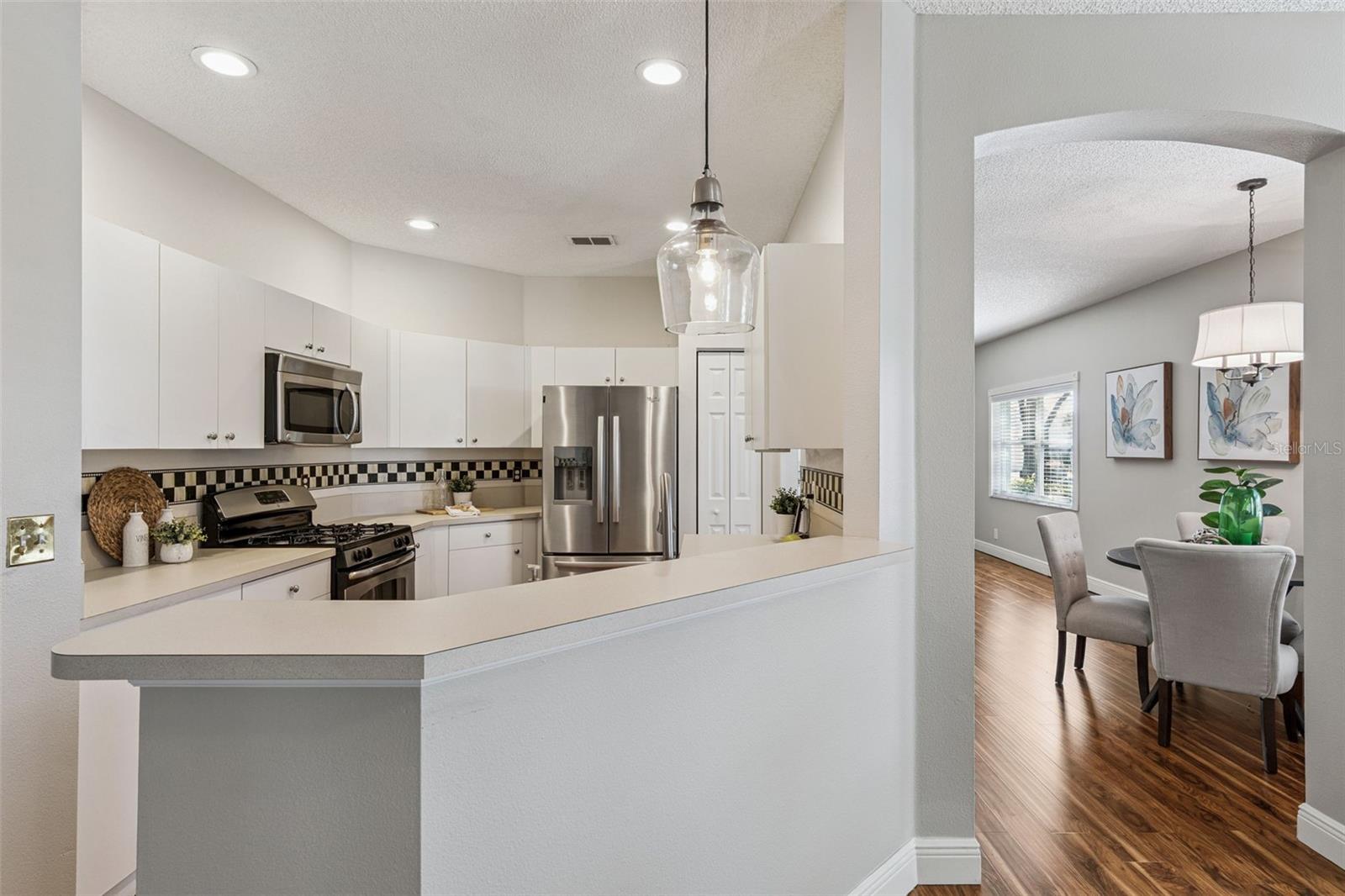 Image 12 of 51 For 223 Stonington Way