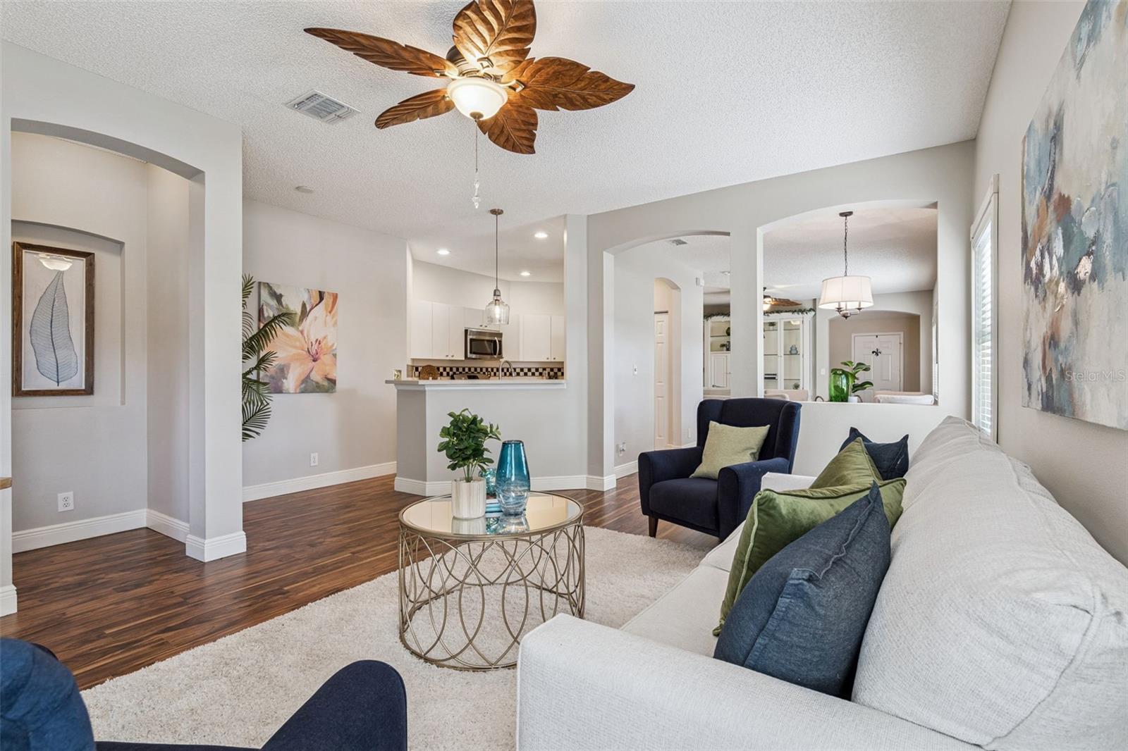 Image 16 of 51 For 223 Stonington Way