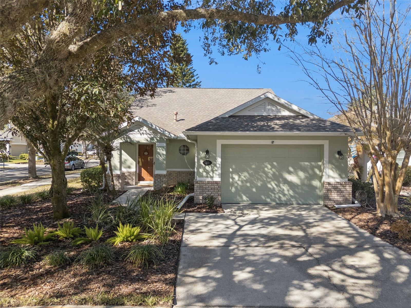 Image 35 of 51 For 223 Stonington Way